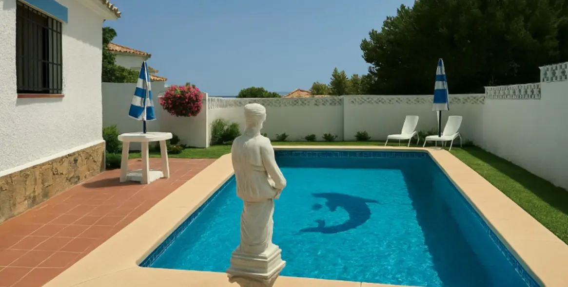 Продажа  отдельно стоящей виллы в La Duquesa 1