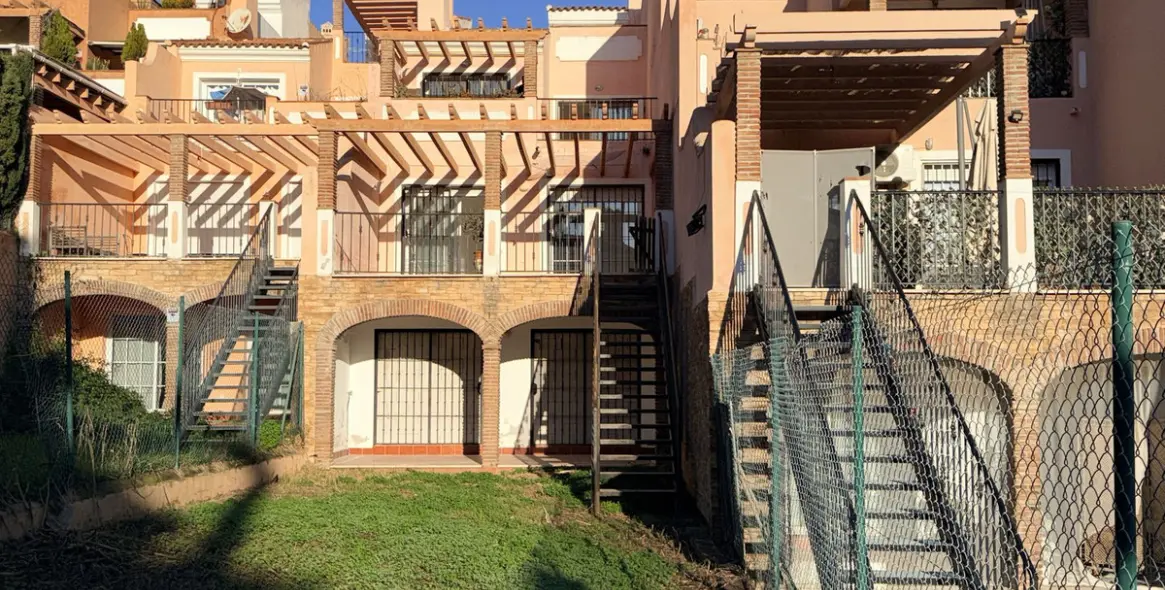 Продажа таунхауса в Riviera del Sol 72