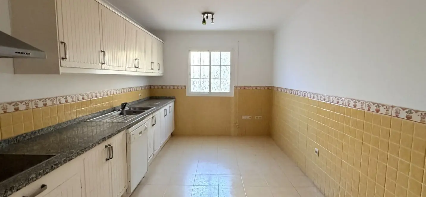 Sale of townhouse in Riviera del Sol 4