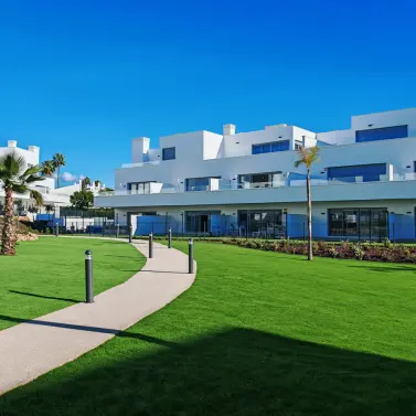 Venta de apartamento en planta media en Cancelada