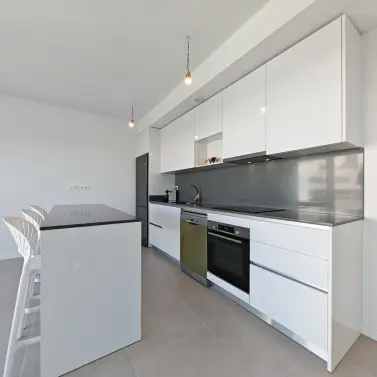 Venta de apartamento en planta media en Cancelada