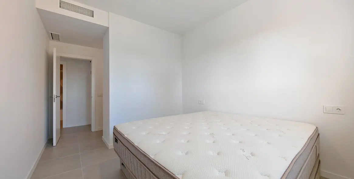 Продажа апартаментов на среднем этаже в Cancelada 8