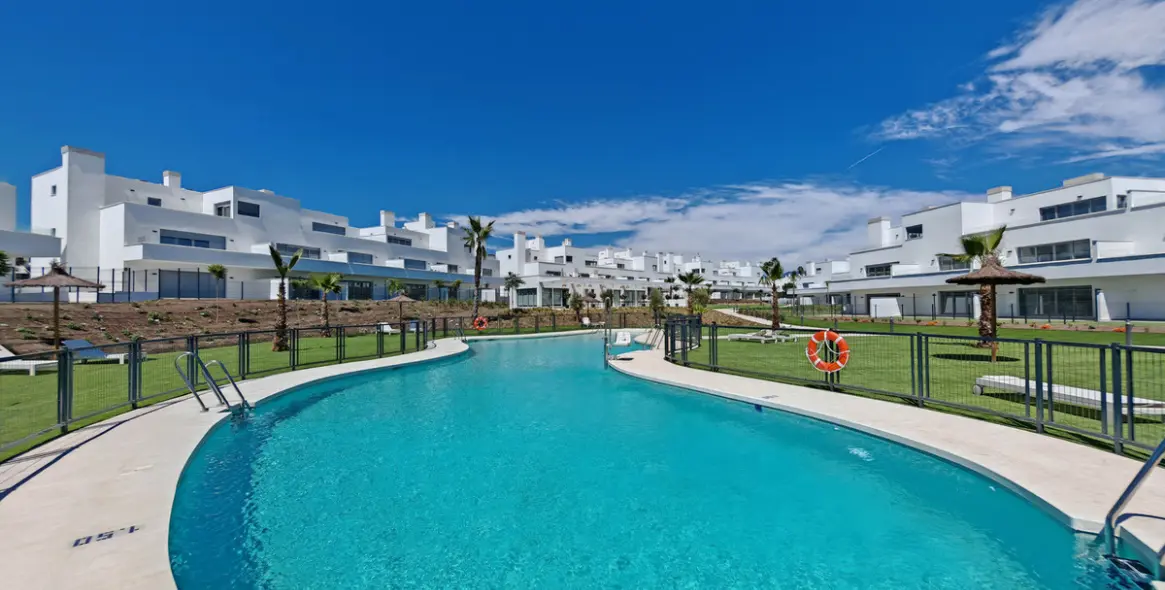 Продажа апартаментов на среднем этаже в Cancelada 16