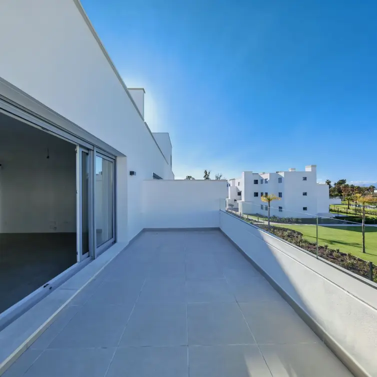 Sale of middle floor apartment in Cancelada