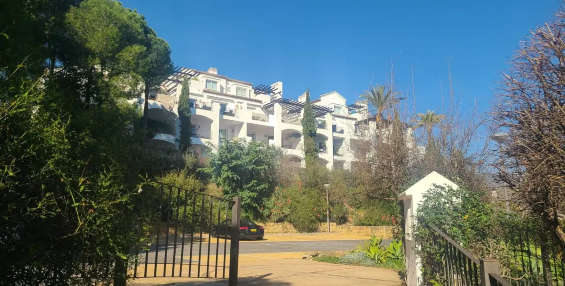 Продажа апартаментов на среднем этаже в La Quinta 3