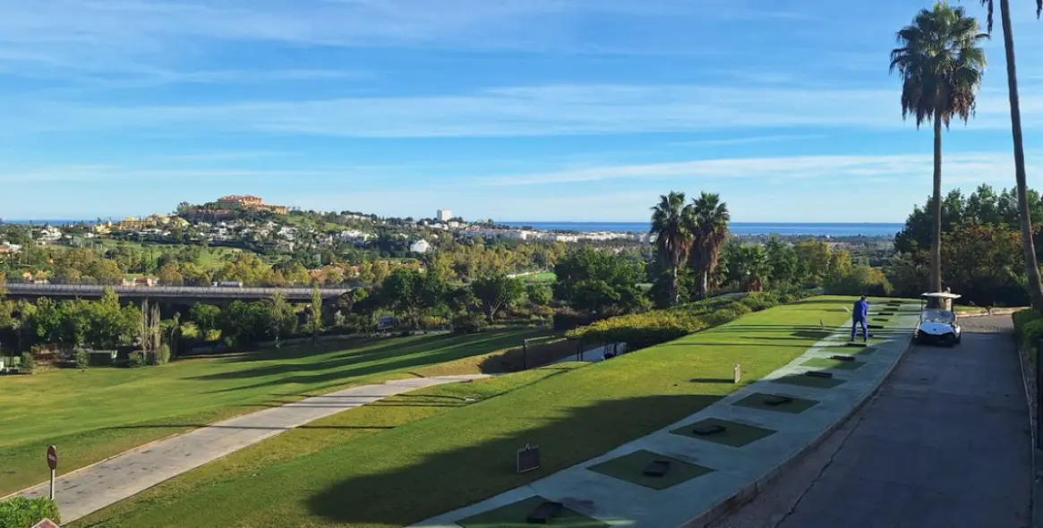 Продажа апартаментов на среднем этаже в La Quinta 15