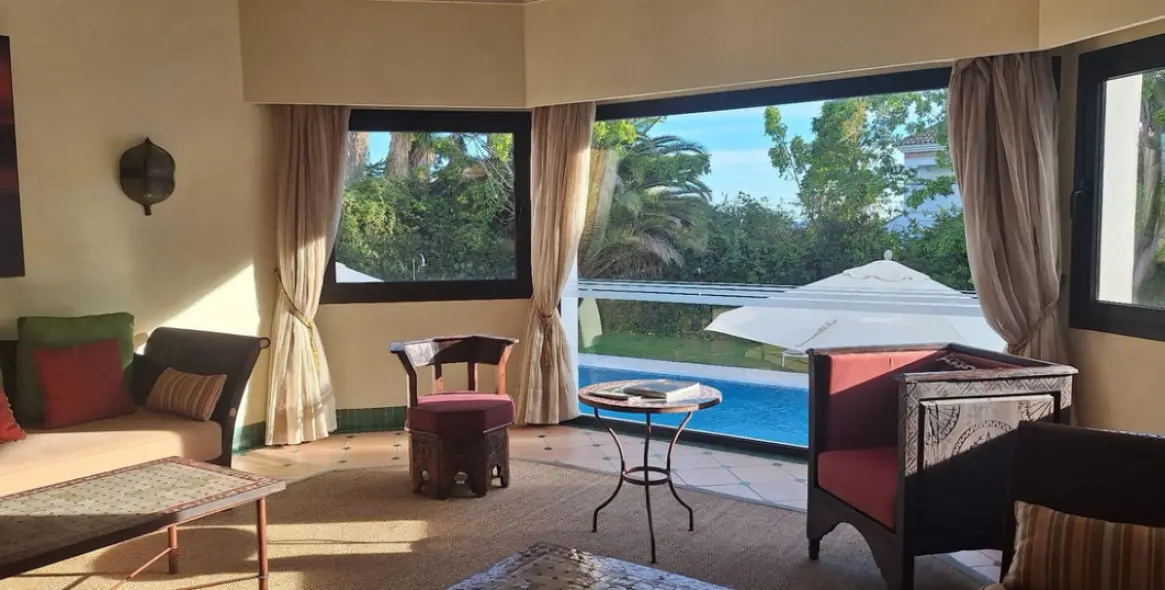 Sale of middle floor apartment in La Quinta 26