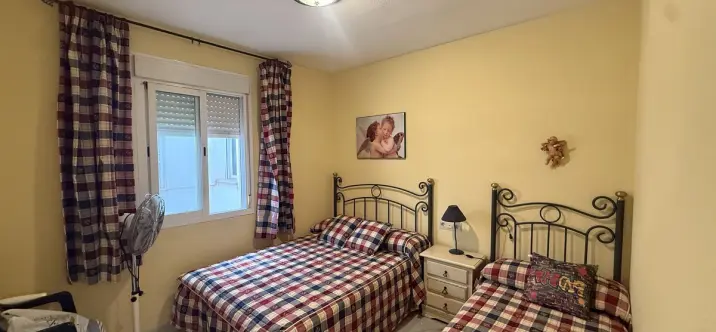 Продажа апартаментов на среднем этаже в Fuengirola 1