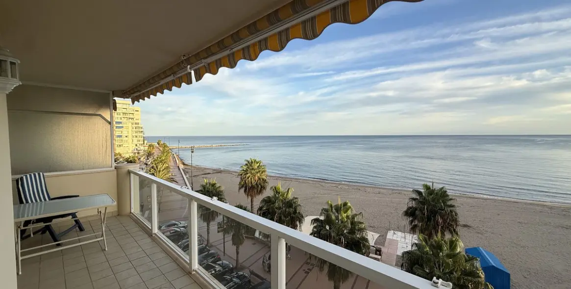 Sale of middle floor apartment in Fuengirola 13