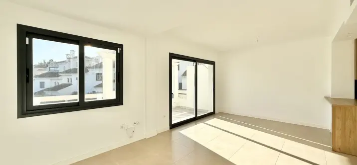 Продажа таунхауса в Estepona 4