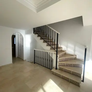 Продажа дома на две семьи в Manilva