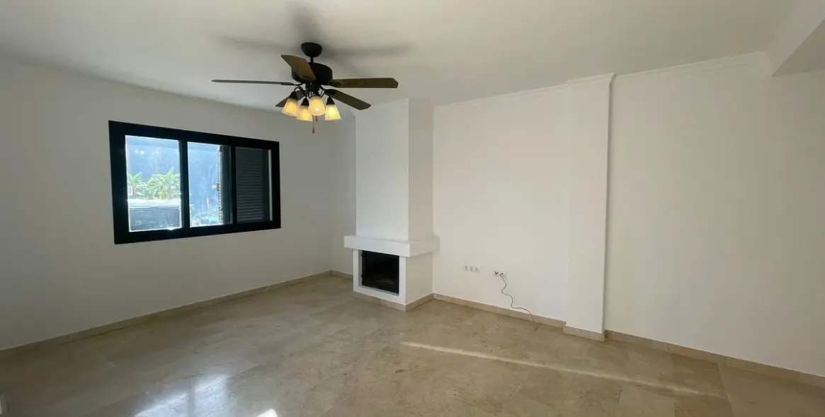 Sale of semi-detached house in Manilva 5