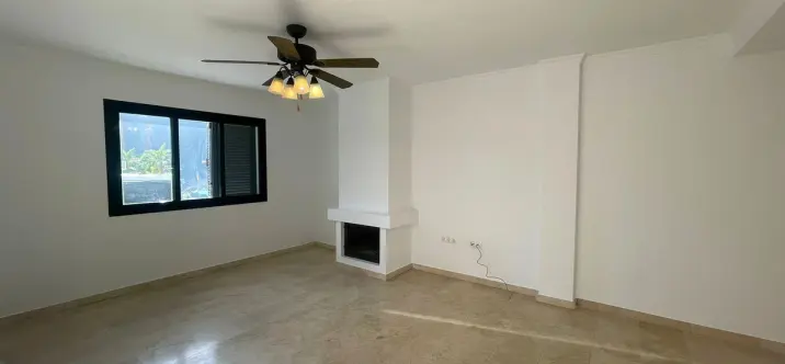 Продажа дома на две семьи в Manilva 4