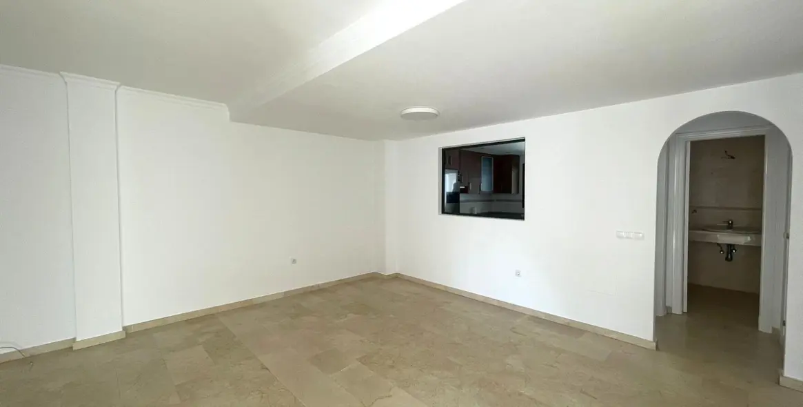 Sale of semi-detached house in Manilva 10