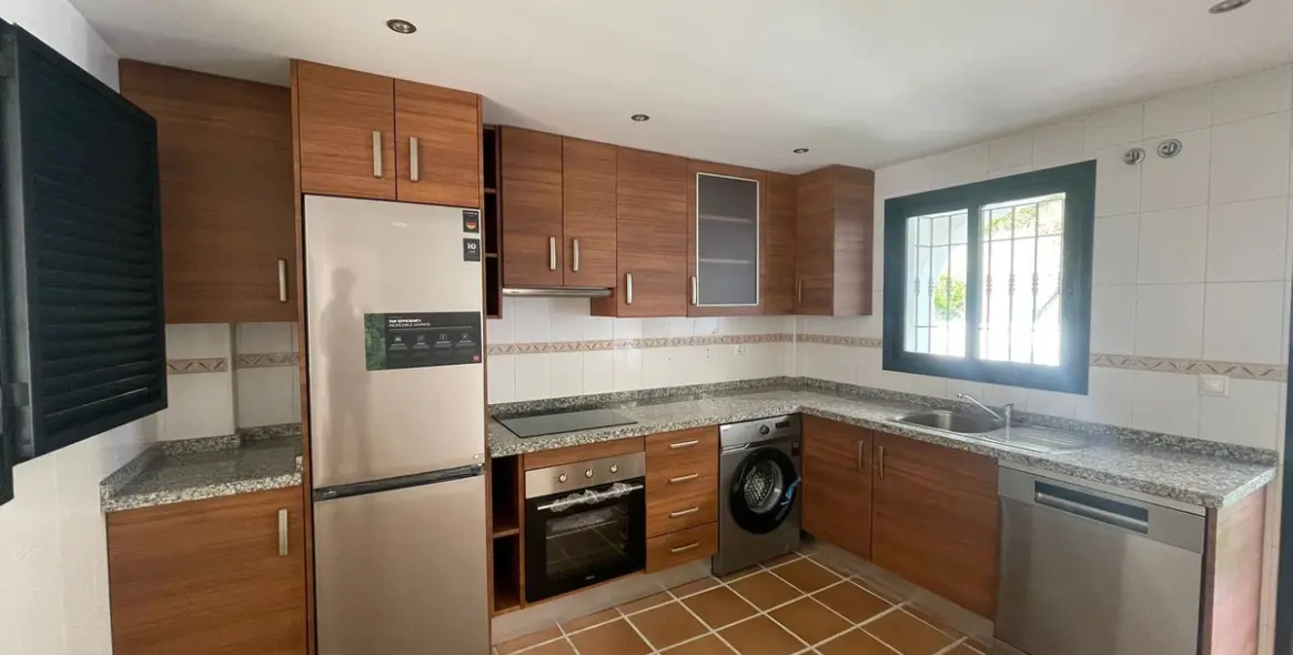 Sale of semi-detached house in Manilva 14