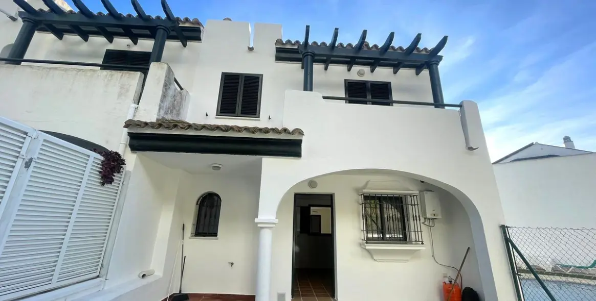 Venta de casa pareada en Manilva 23