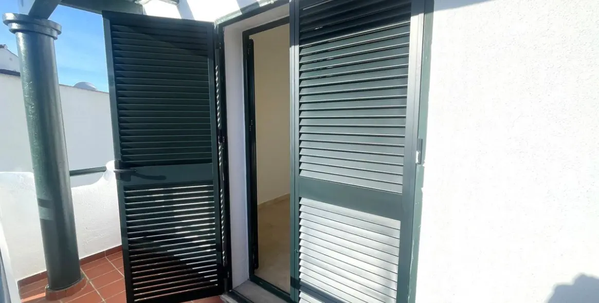 Venta de casa pareada en Manilva 35