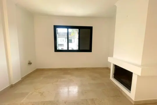 Image 8 thumb
