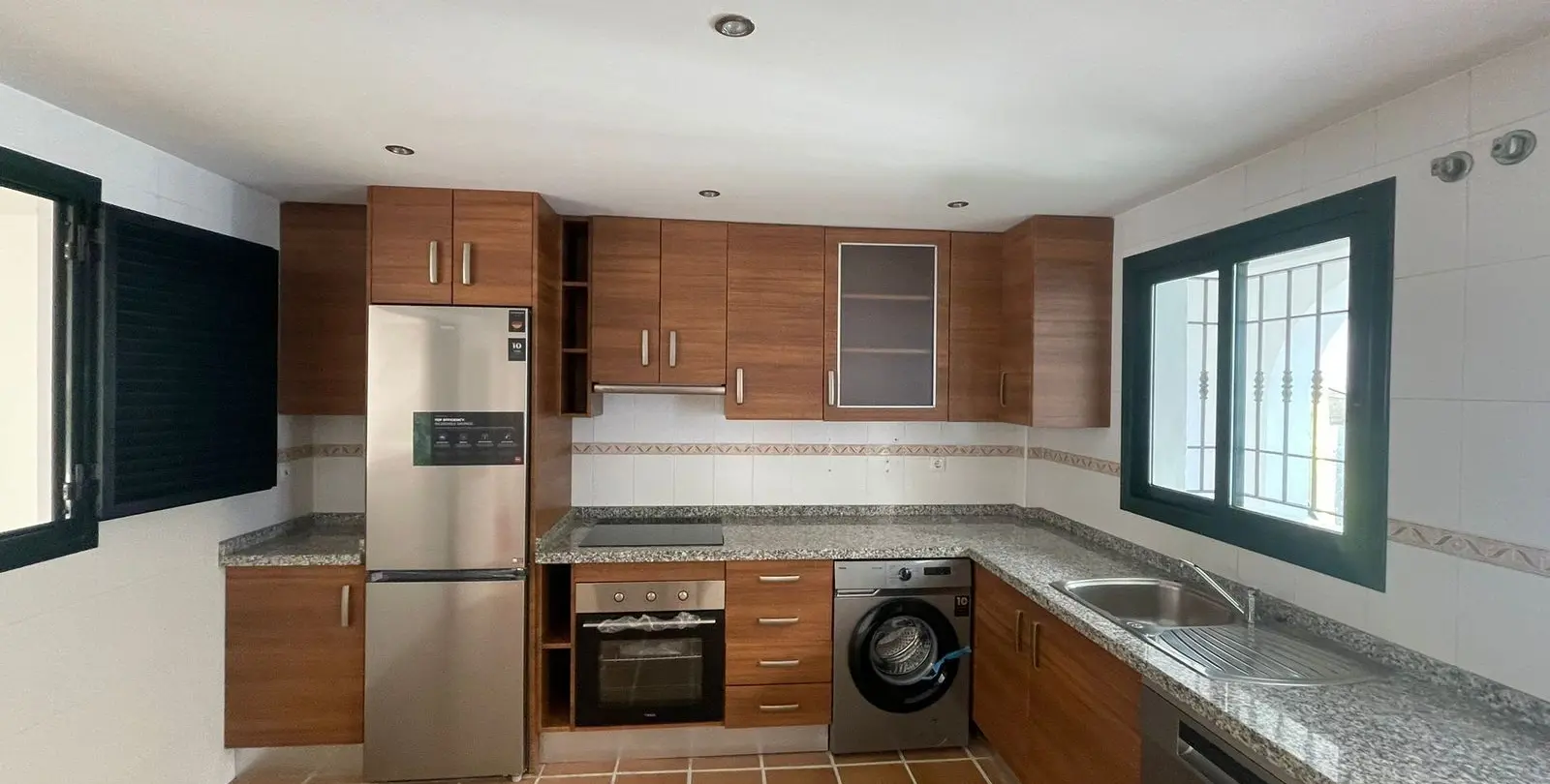 Sale of semi-detached house in Manilva 16