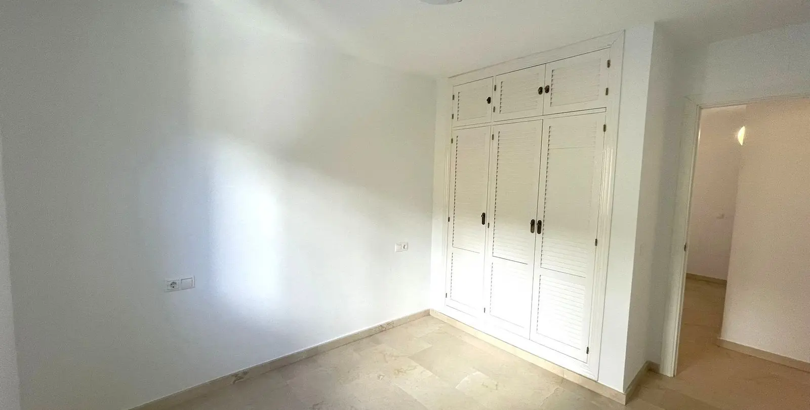 Sale of semi-detached house in Manilva 42