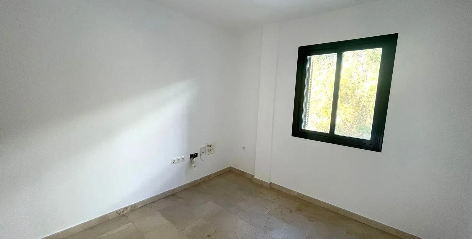Sale of semi-detached house in Manilva 43