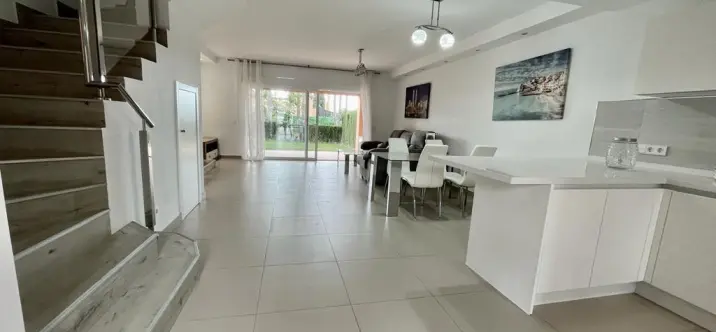 Alquiler a largo plazo de adosado en Benahavís 1