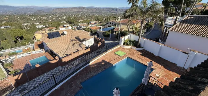 Продажа  отдельно стоящей виллы в Alhaurín el Grande 1