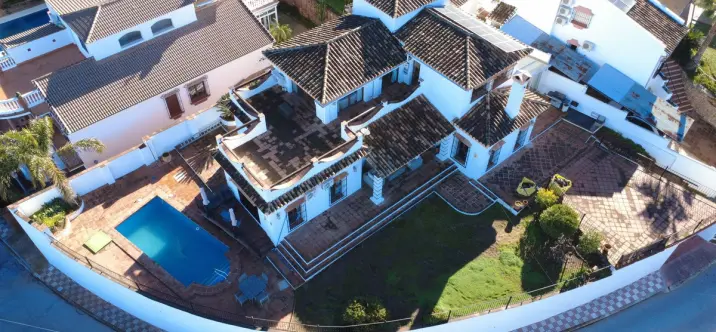 Продажа  отдельно стоящей виллы в Alhaurín el Grande 3