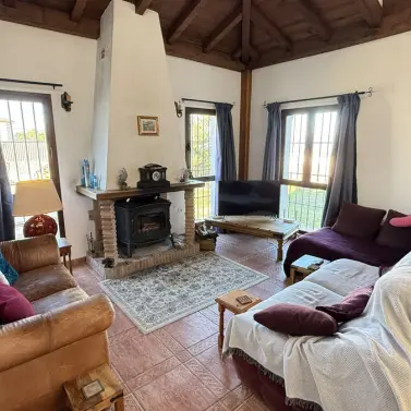 Продажа  отдельно стоящей виллы в Alhaurín el Grande