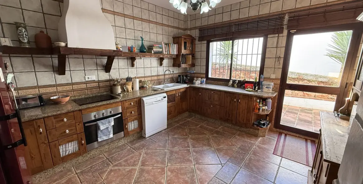 Продажа  отдельно стоящей виллы в Alhaurín el Grande 7