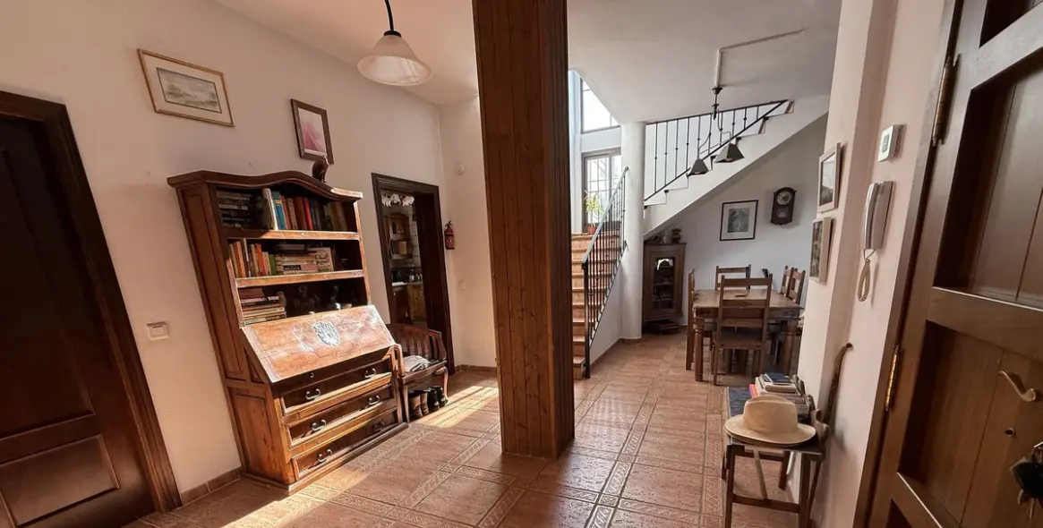 Продажа  отдельно стоящей виллы в Alhaurín el Grande 11