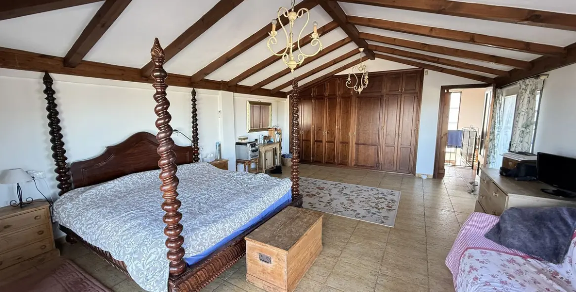 Продажа  отдельно стоящей виллы в Alhaurín el Grande 16