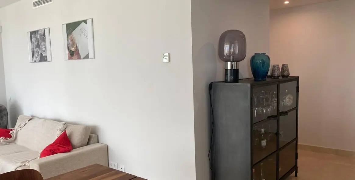 Продажа апартаментов на первом этаже в Cabopino 9