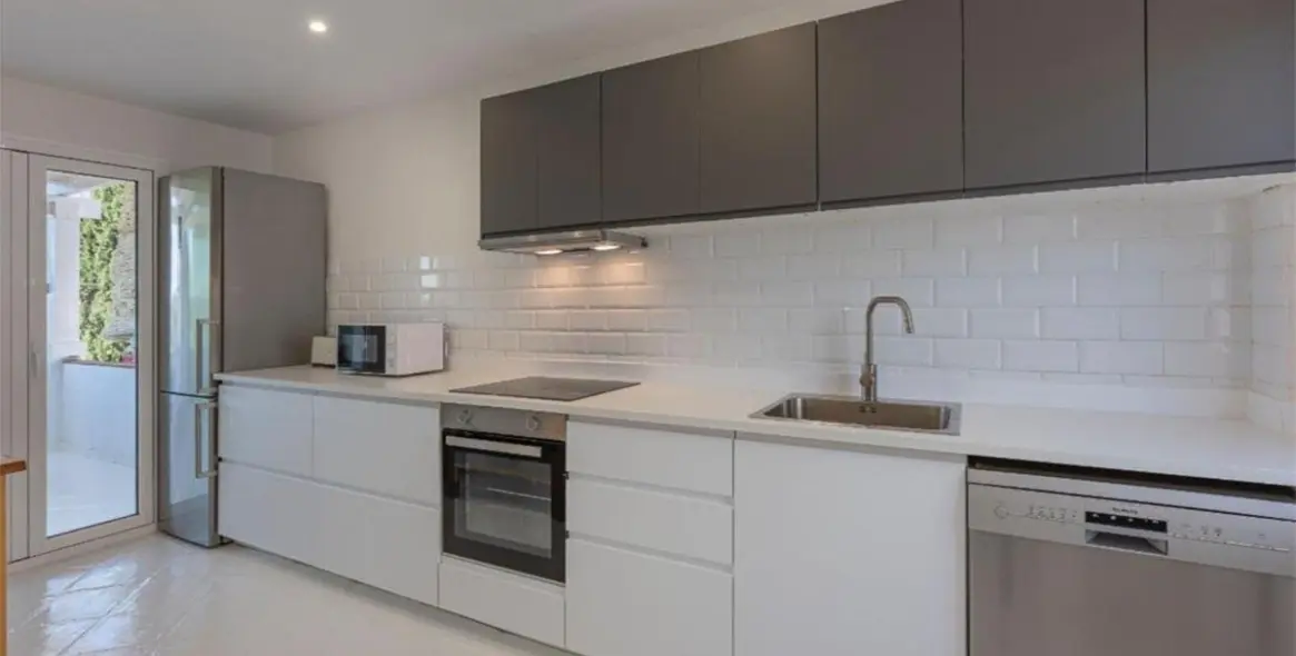 Sale of townhouse in Guadalmina Alta 10