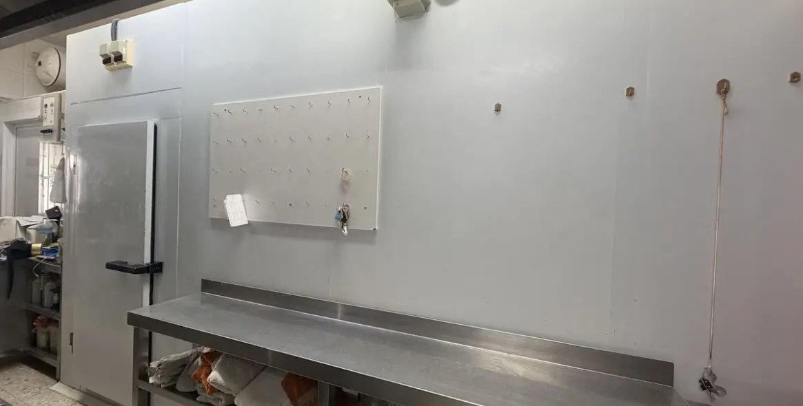 Продажа ресторана в Estepona 11