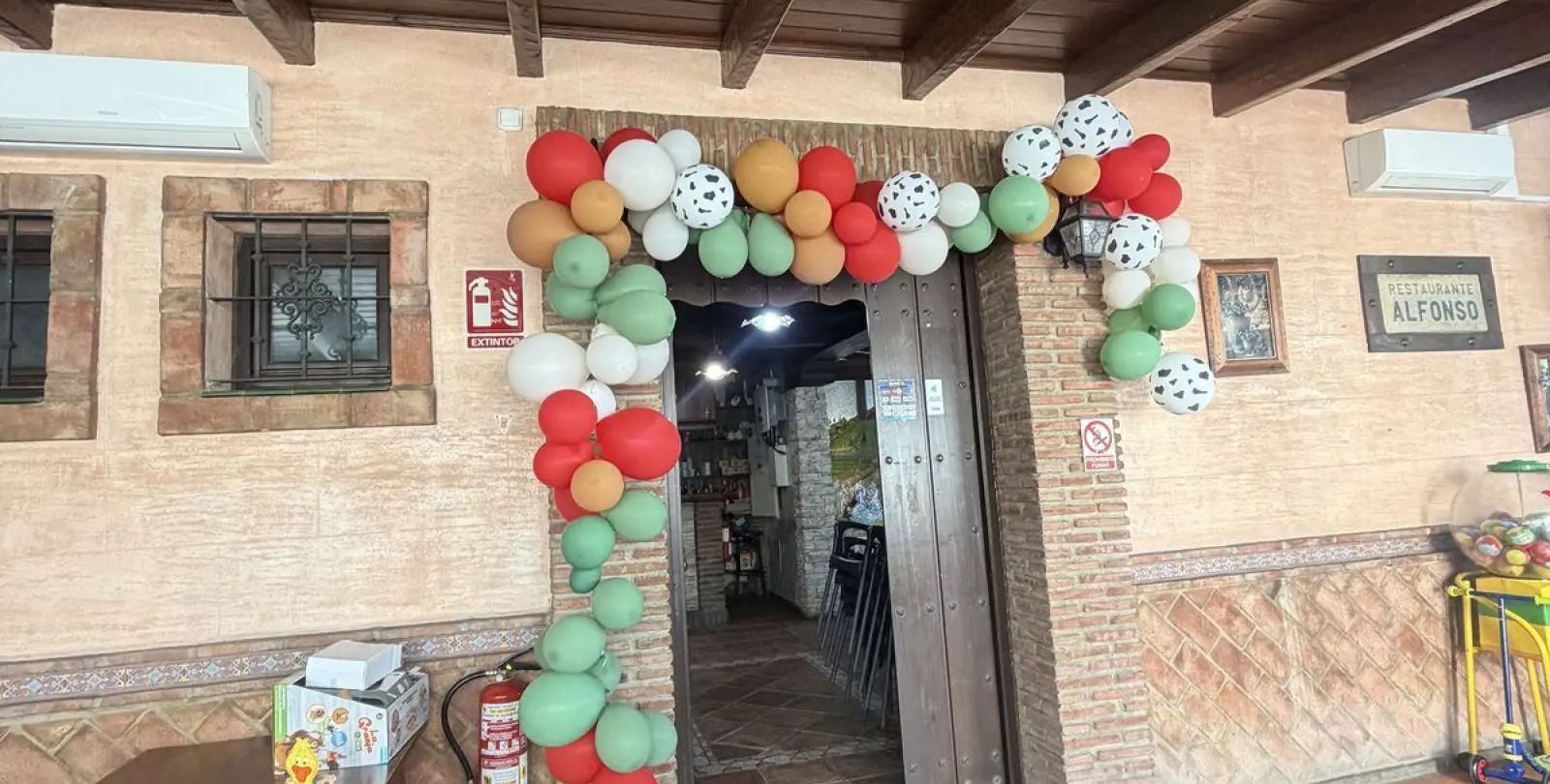 Sale of restaurant in Estepona 1