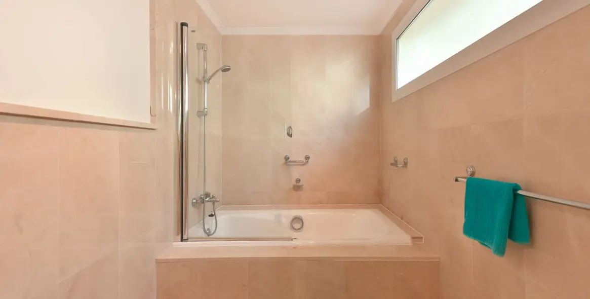 Sale of detached villa in Mijas Costa 15