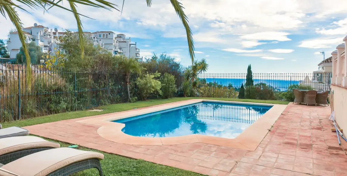 Sale of detached villa in Mijas Costa 18