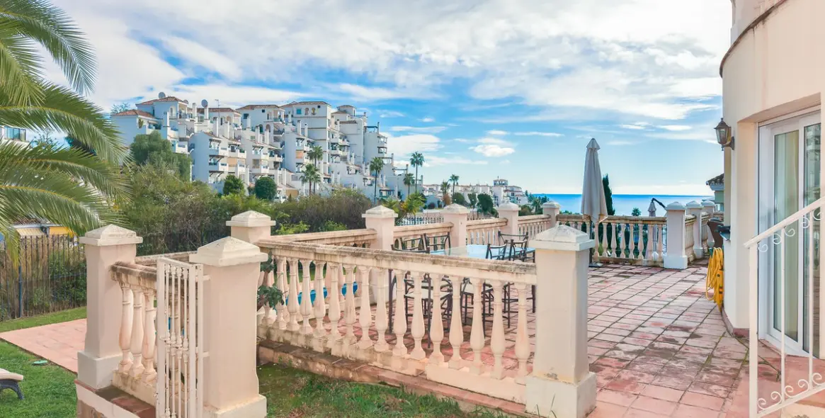 Sale of detached villa in Mijas Costa 20