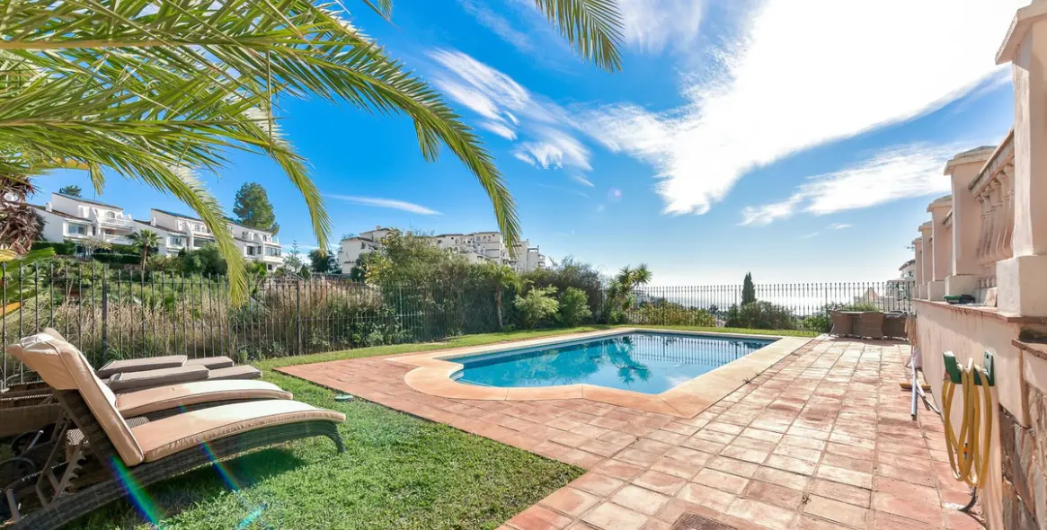 Sale of detached villa in Mijas Costa 29