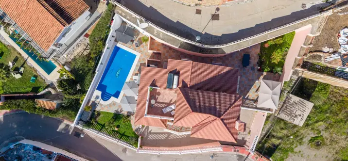 Продажа  отдельно стоящей виллы в Torreblanca 2