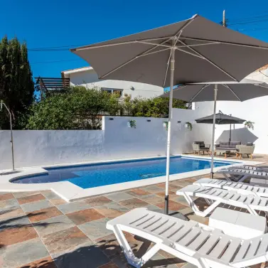 Продажа  отдельно стоящей виллы в Torreblanca