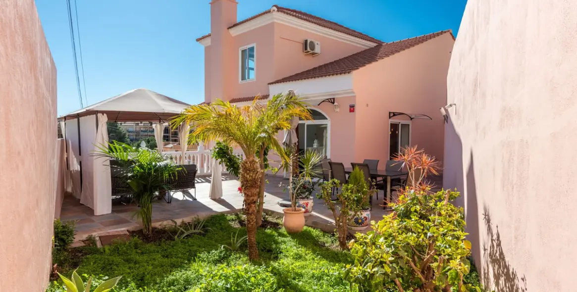 Venta de villa independiente en Torreblanca 11