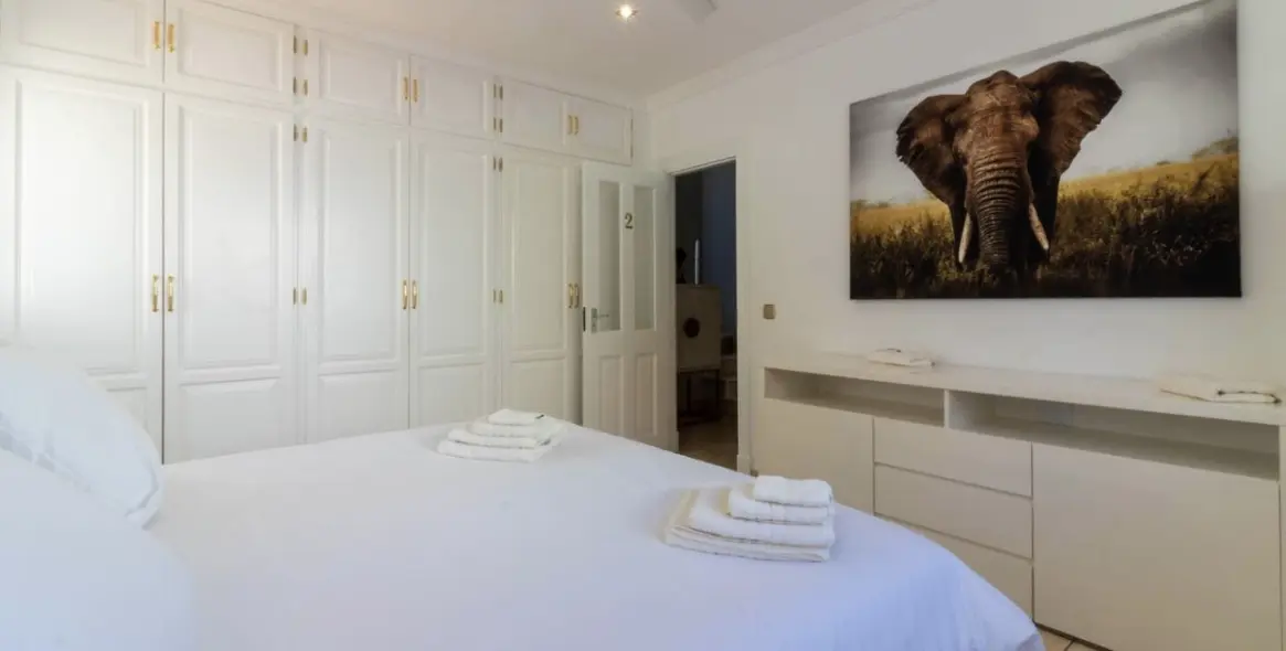 Продажа  отдельно стоящей виллы в Manilva 18