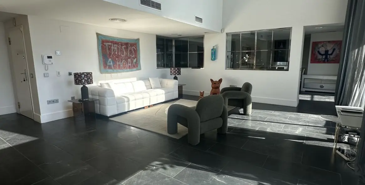 Продажа двухуровневого пентхауса в Marbella 4