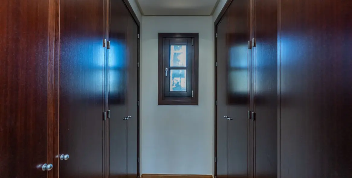 Sale of detached villa in El Paraiso 20