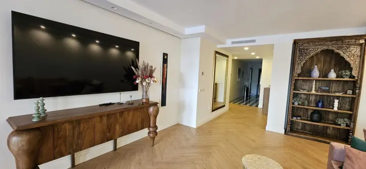 Alquiler a largo plazo de apartamento en planta baja en The Golden Mile 4