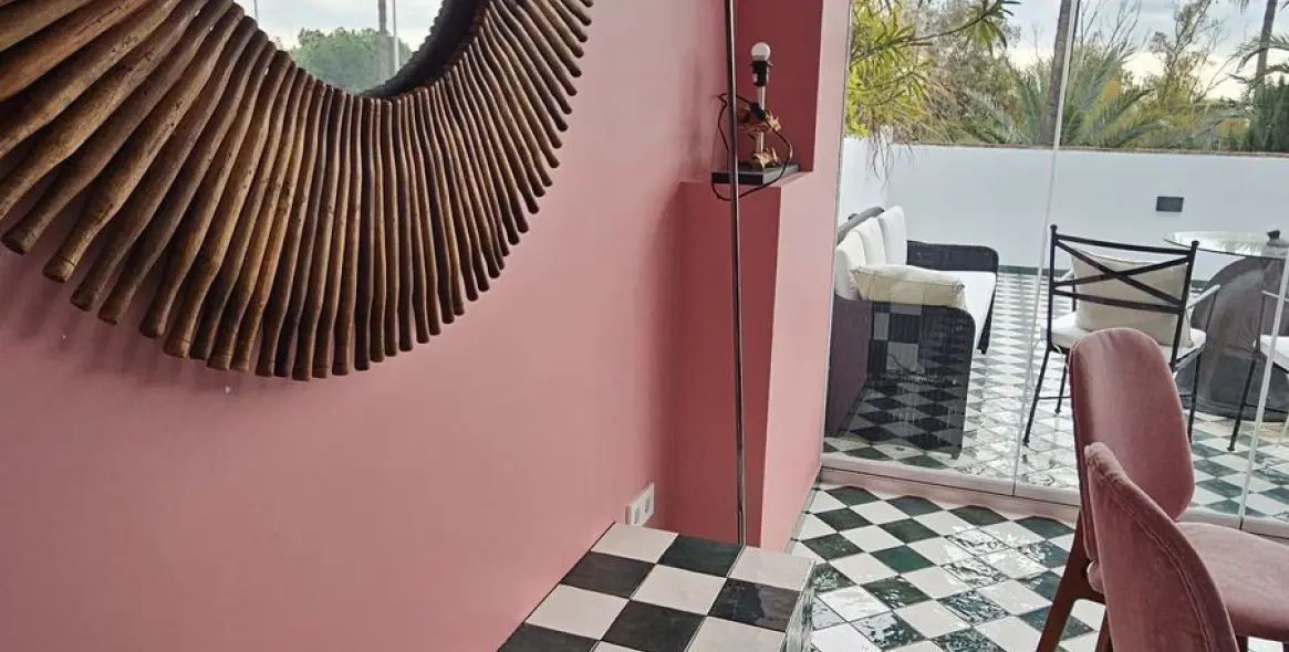 Долгосрочная аренда апартаментов на первом этаже в The Golden Mile 31