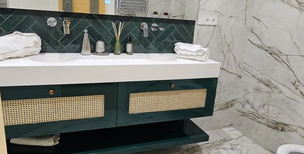 Долгосрочная аренда апартаментов на первом этаже в The Golden Mile 41