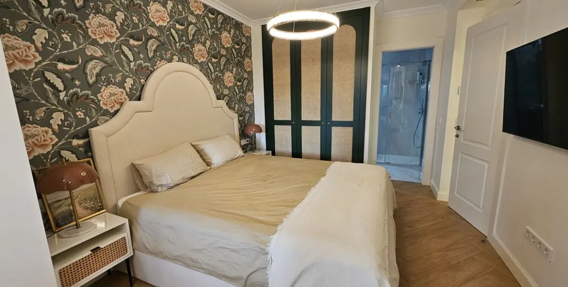 Долгосрочная аренда апартаментов на первом этаже в The Golden Mile 65